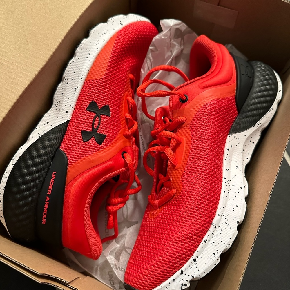 Under armor shoes
